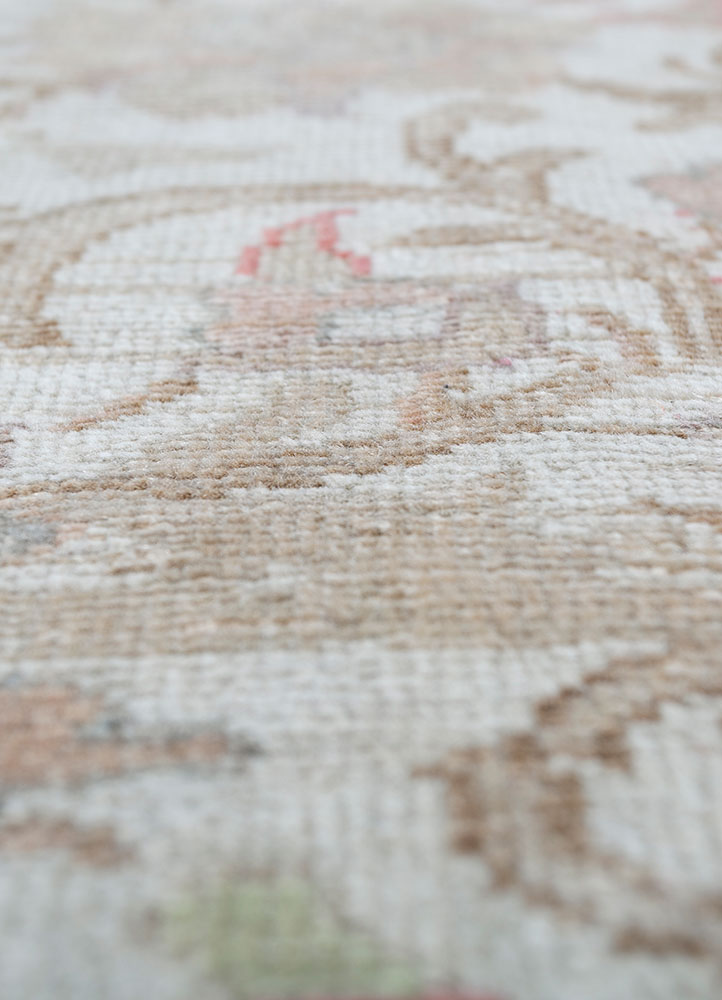 aalam red and orange wool hand knotted Rug - CloseUp