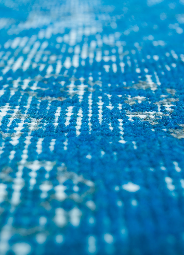 lacuna blue wool hand knotted Rug - CloseUp