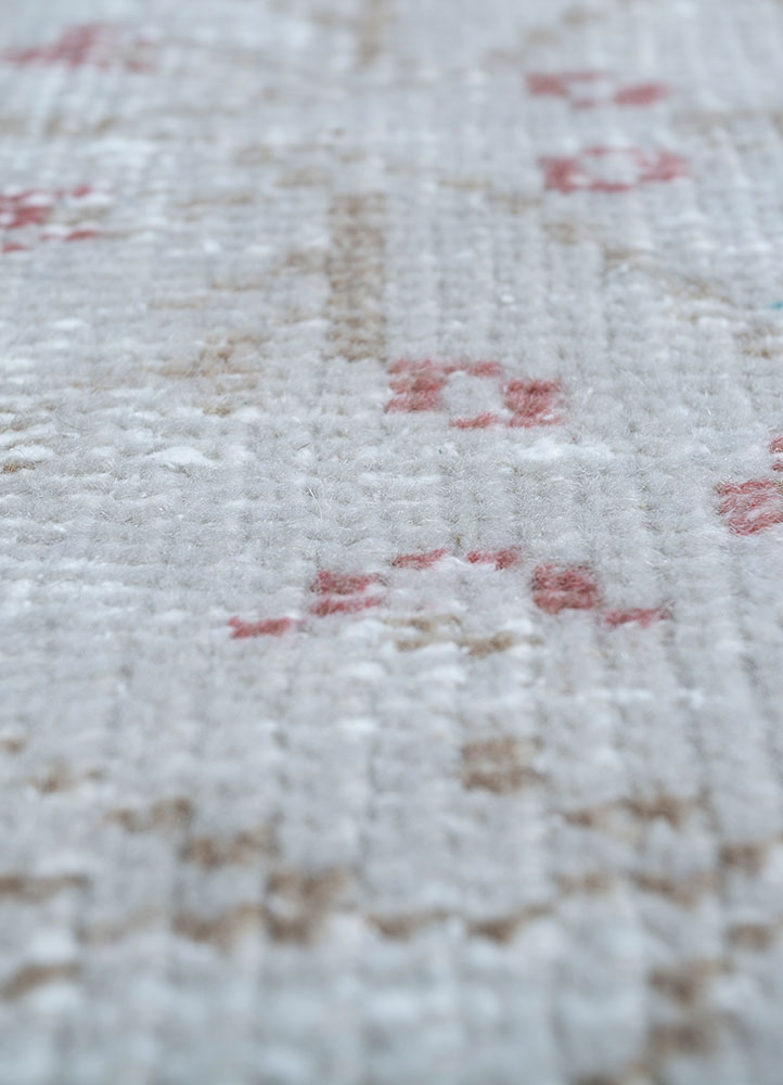 vintage grey and black wool hand knotted Rug - CloseUp