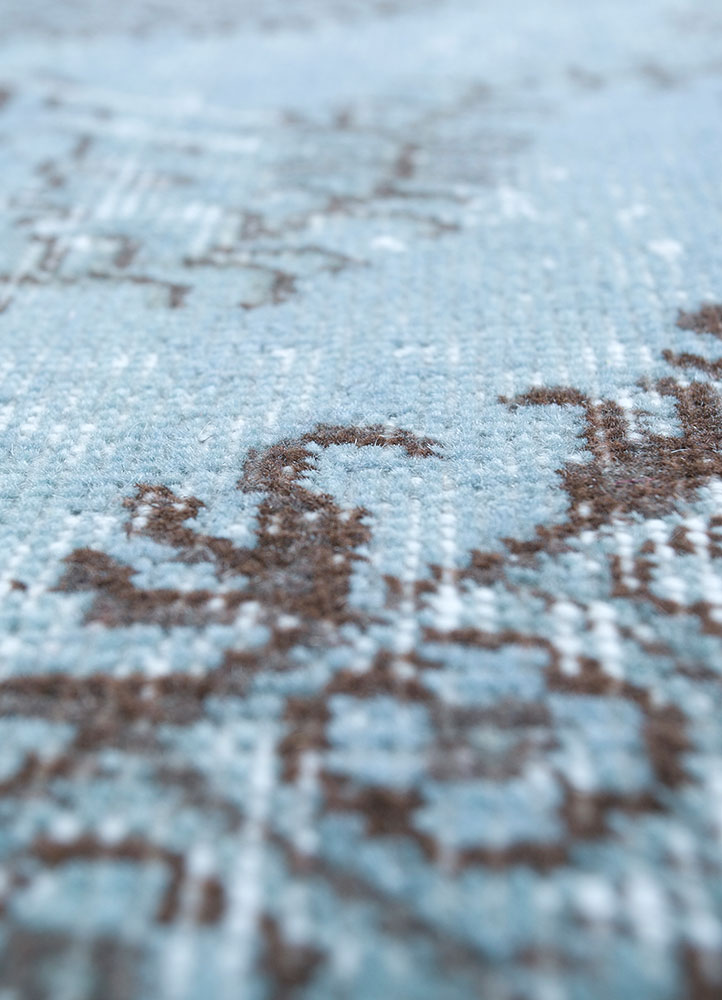 lacuna blue wool hand knotted Rug - CloseUp