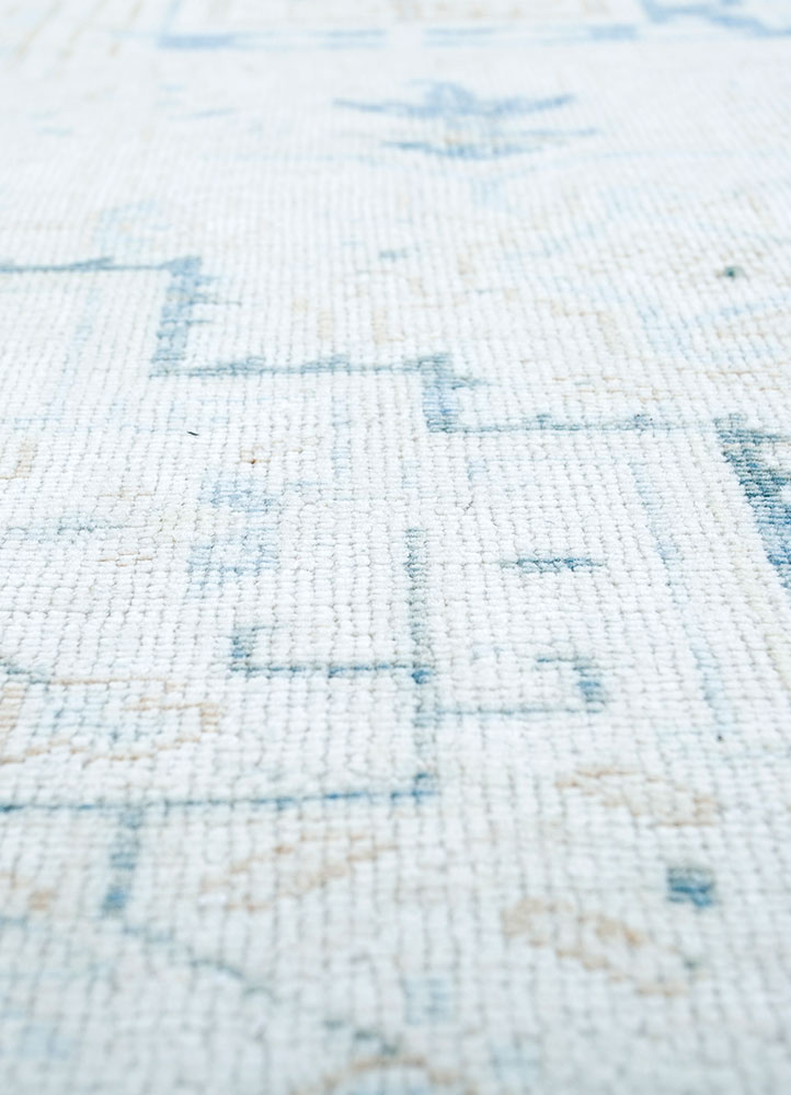 aalam blue wool hand knotted Rug - CloseUp
