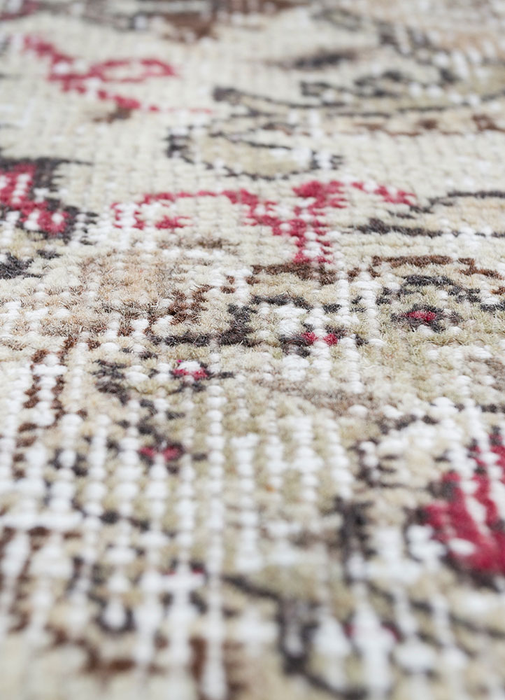 vintage red and orange wool hand knotted Rug - CloseUp