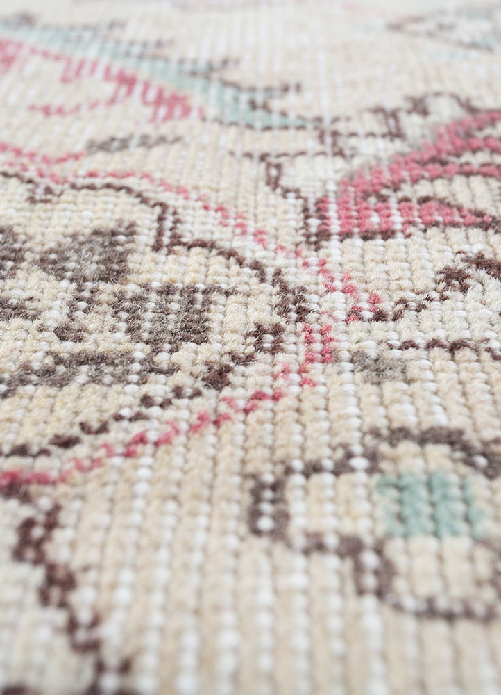 vintage red and orange wool hand knotted Rug - CloseUp