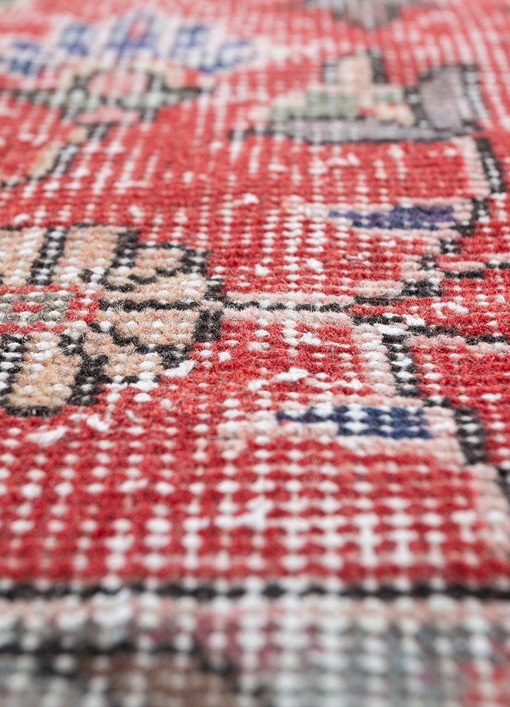 vintage red and orange wool hand knotted Rug - CloseUp
