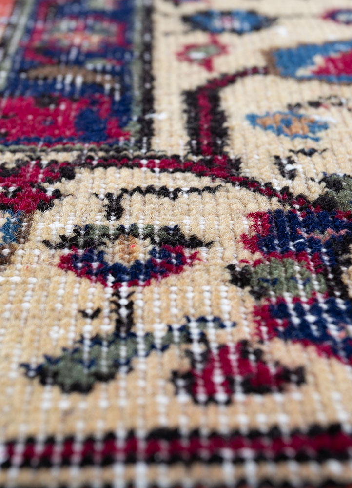 vintage red and orange wool hand knotted Rug - CloseUp