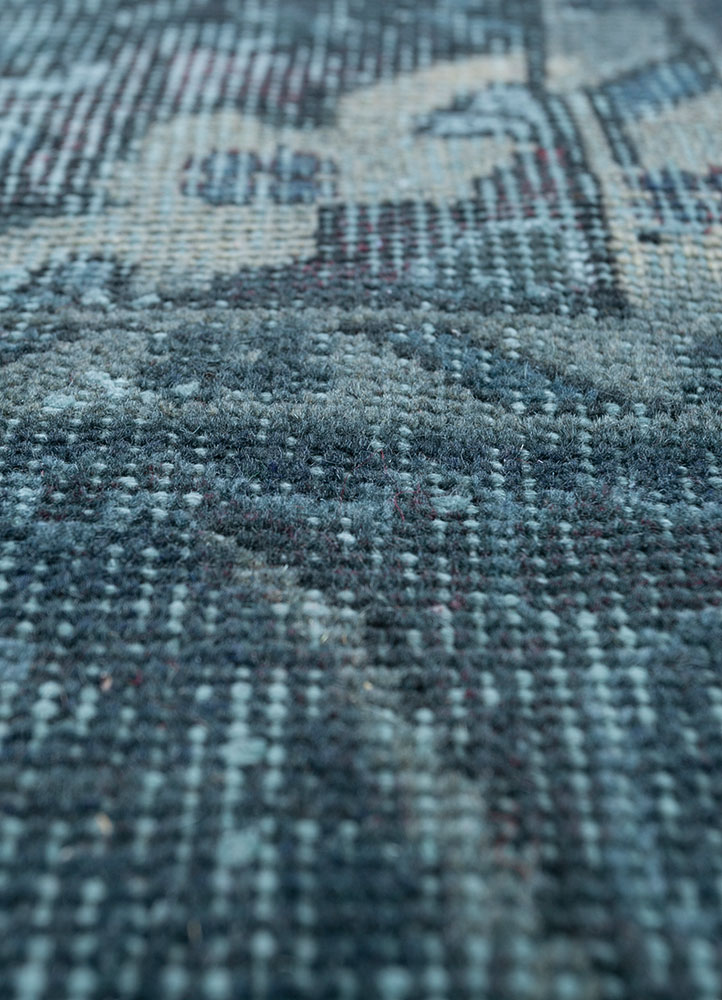 lacuna blue wool hand knotted Rug - CloseUp