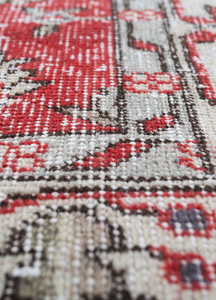 vintage red and orange wool hand knotted Rug - CloseUp