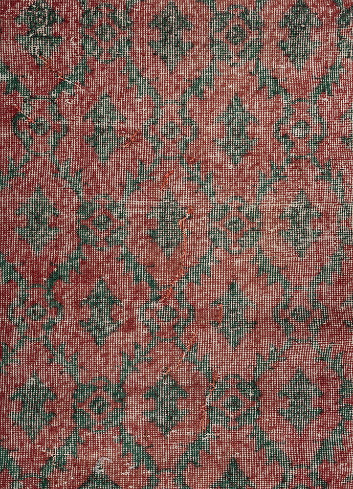 vintage red and orange wool hand knotted Rug - CloseUp