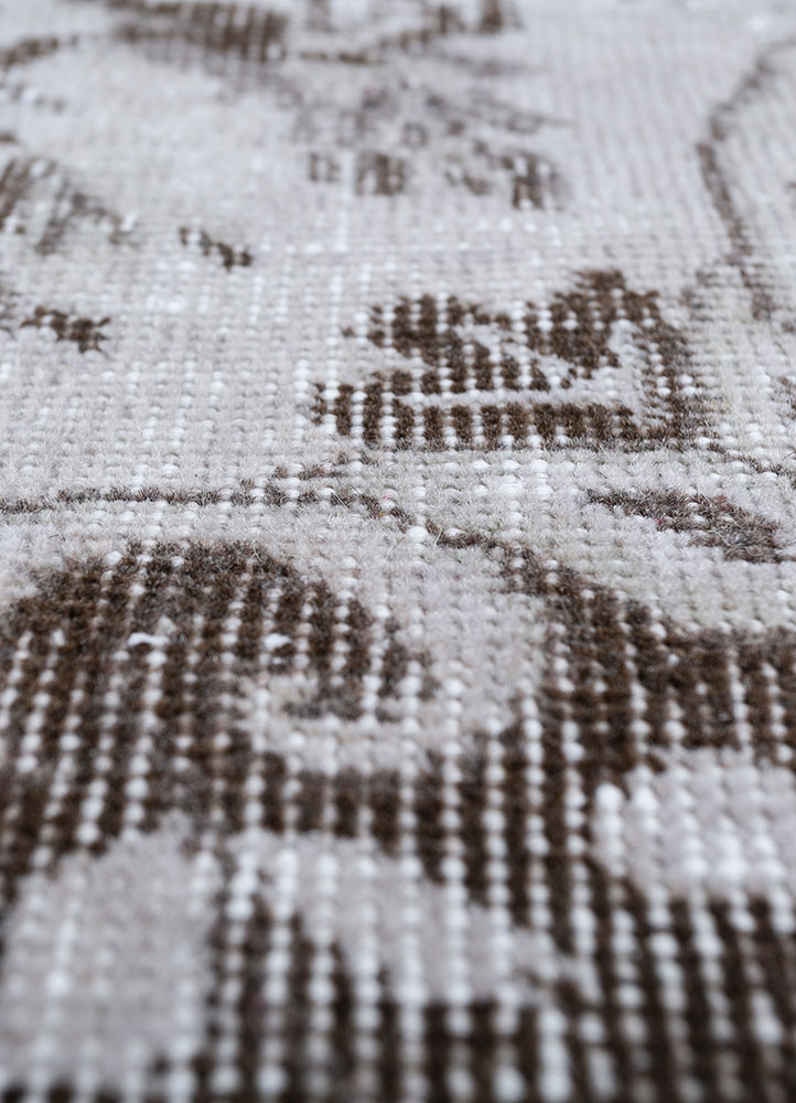 vintage grey and black wool hand knotted Rug - CloseUp