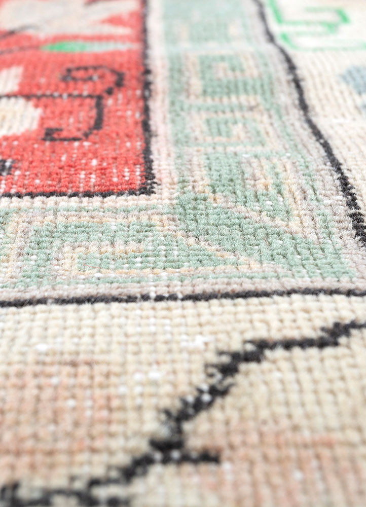 vintage red and orange wool hand knotted Rug - CloseUp