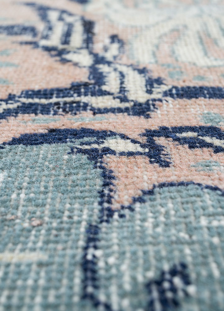 vintage blue wool hand knotted Rug - CloseUp