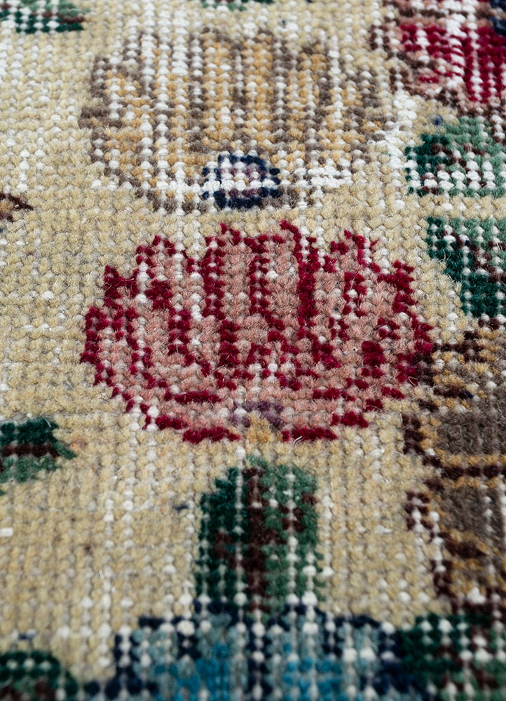 vintage grey and black wool hand knotted Rug - CloseUp