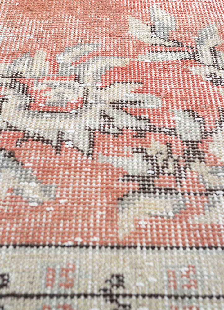 vintage red and orange wool hand knotted Rug - CloseUp