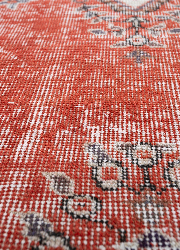 vintage red and orange wool hand knotted Rug - CloseUp