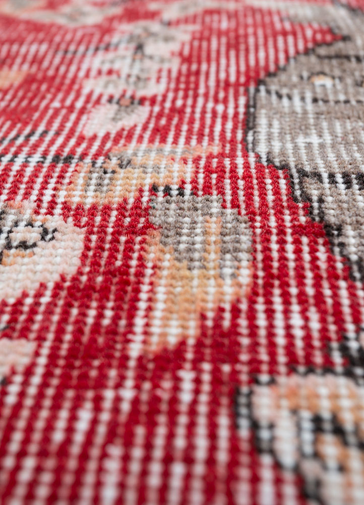 vintage red and orange wool hand knotted Rug - CloseUp