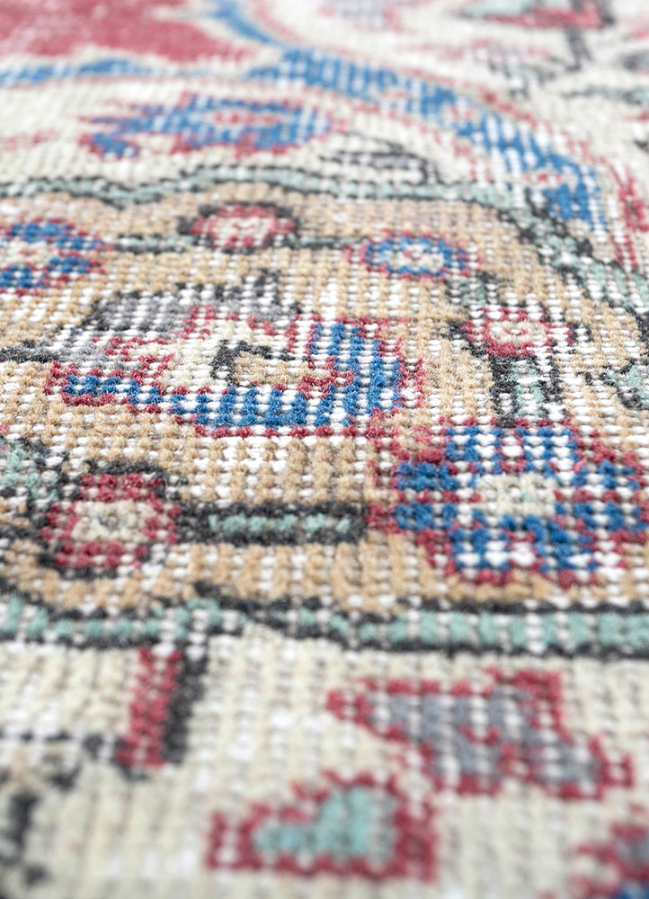 vintage red and orange wool hand knotted Rug - CloseUp