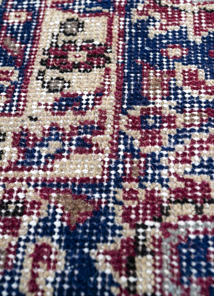 vintage red and orange wool hand knotted Rug - CloseUp