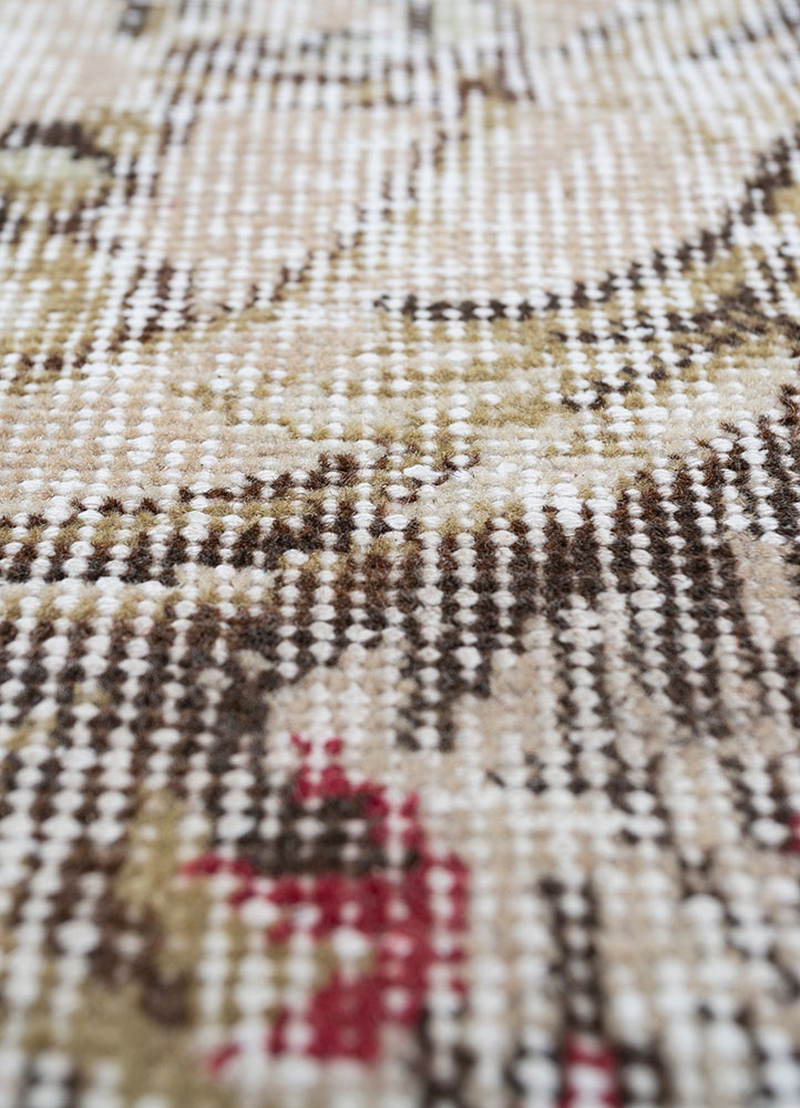 vintage red and orange wool hand knotted Rug - CloseUp