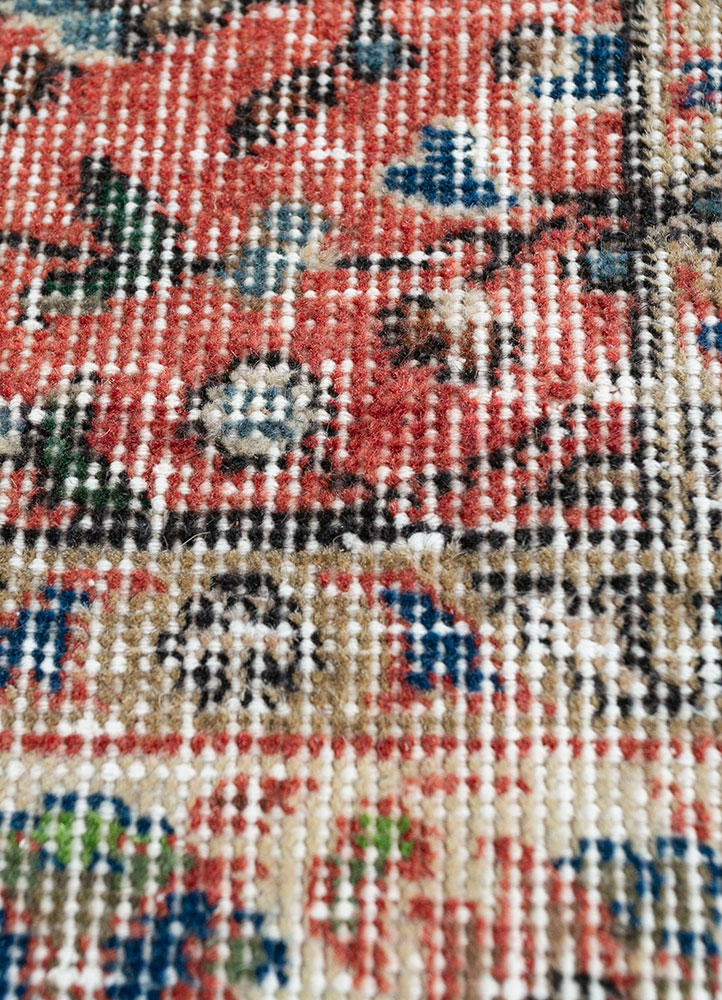 vintage red and orange wool hand knotted Rug - CloseUp