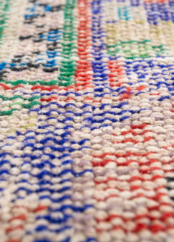 vintage red and orange wool hand knotted Rug - CloseUp