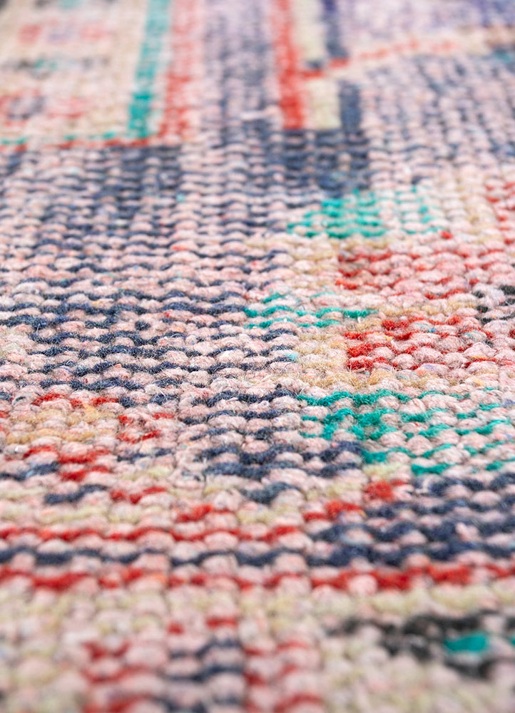 vintage red and orange wool hand knotted Rug - CloseUp