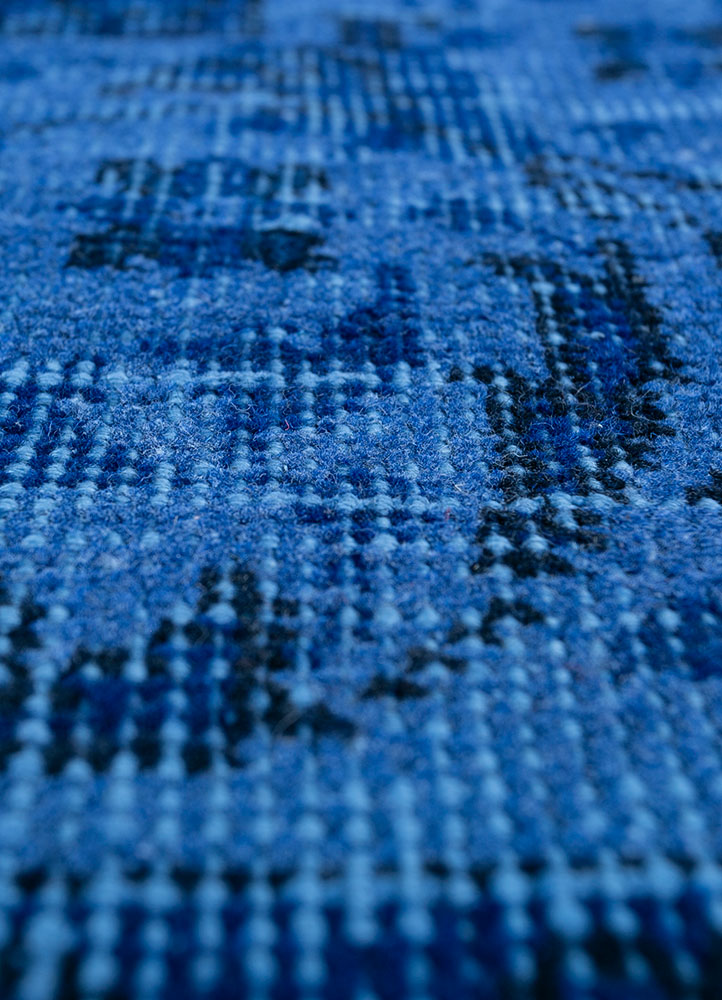 lacuna blue wool hand knotted Rug - CloseUp