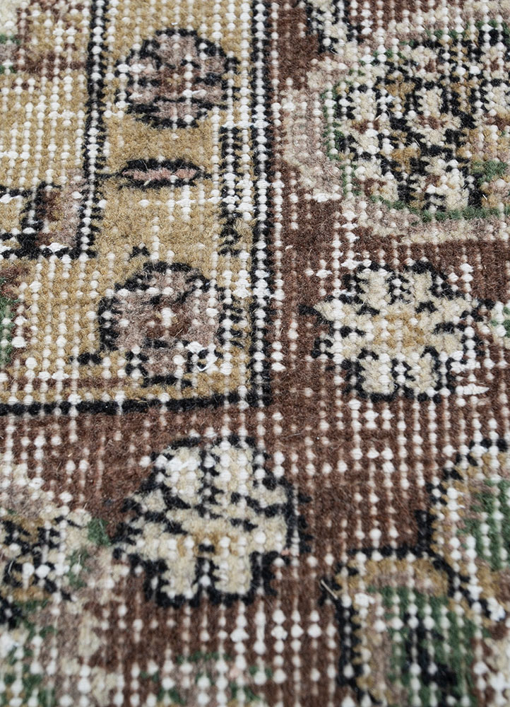 vintage grey and black wool hand knotted Rug - CloseUp