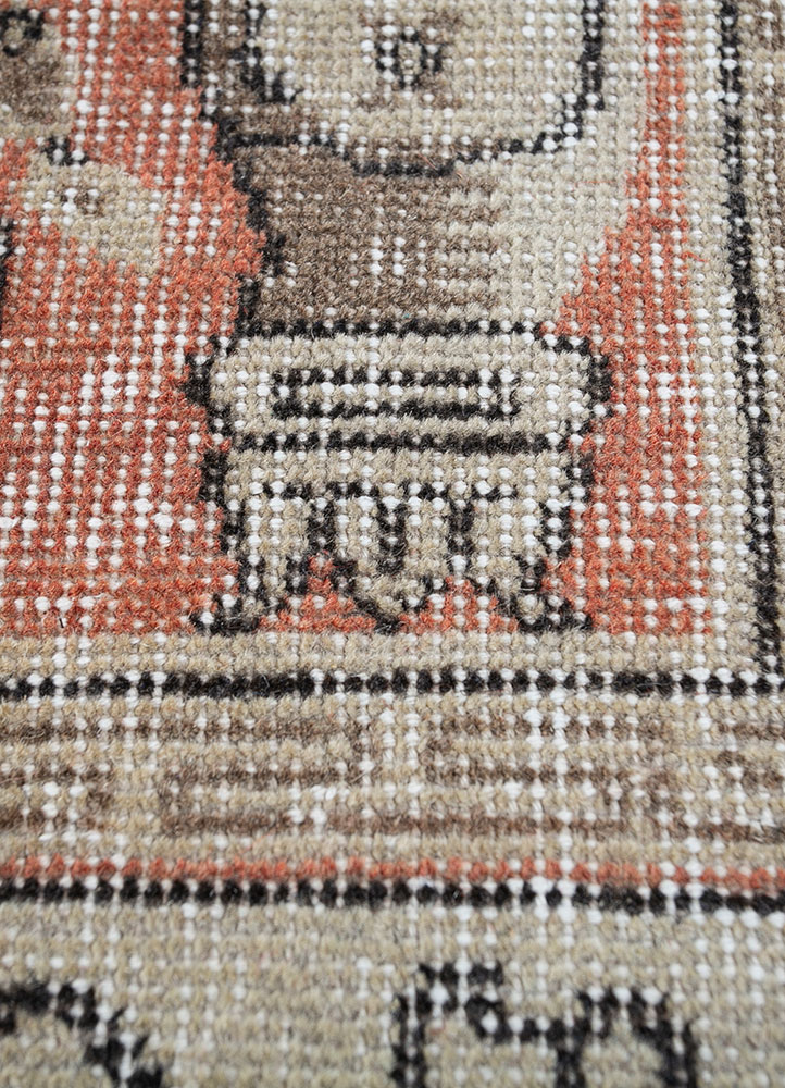 vintage red and orange wool hand knotted Rug - CloseUp