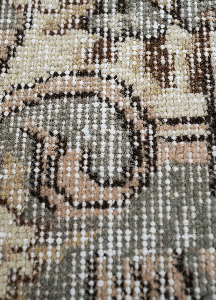 vintage grey and black wool hand knotted Rug - CloseUp