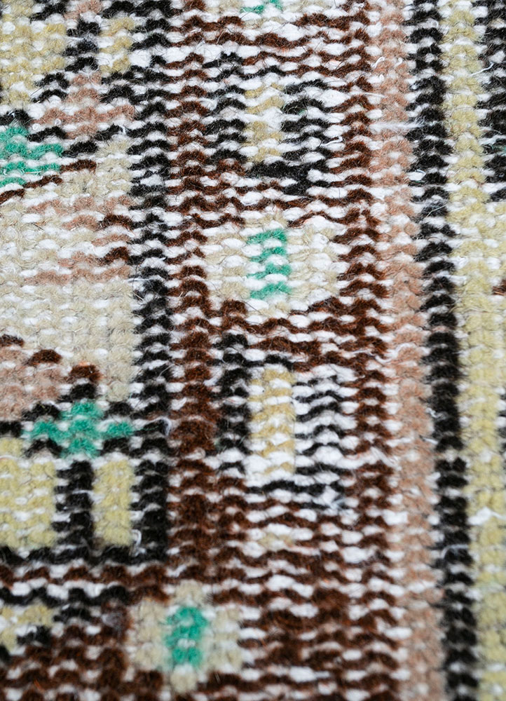 vintage blue wool hand knotted Rug - CloseUp