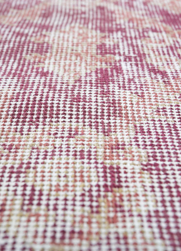 vintage red and orange wool hand knotted Rug - CloseUp