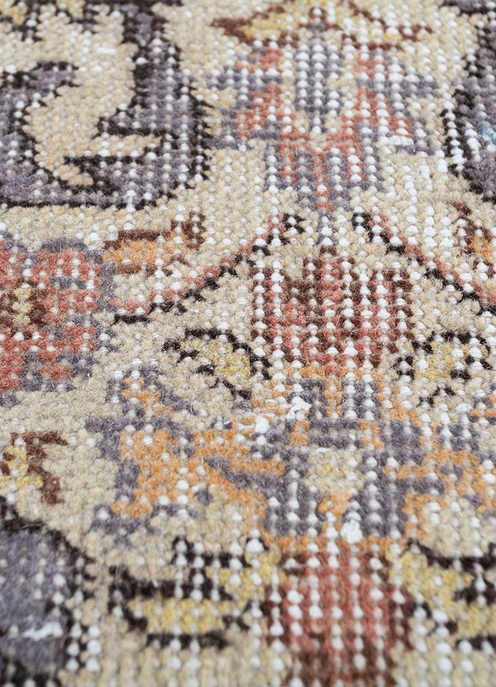 vintage beige and brown wool hand knotted Rug - CloseUp