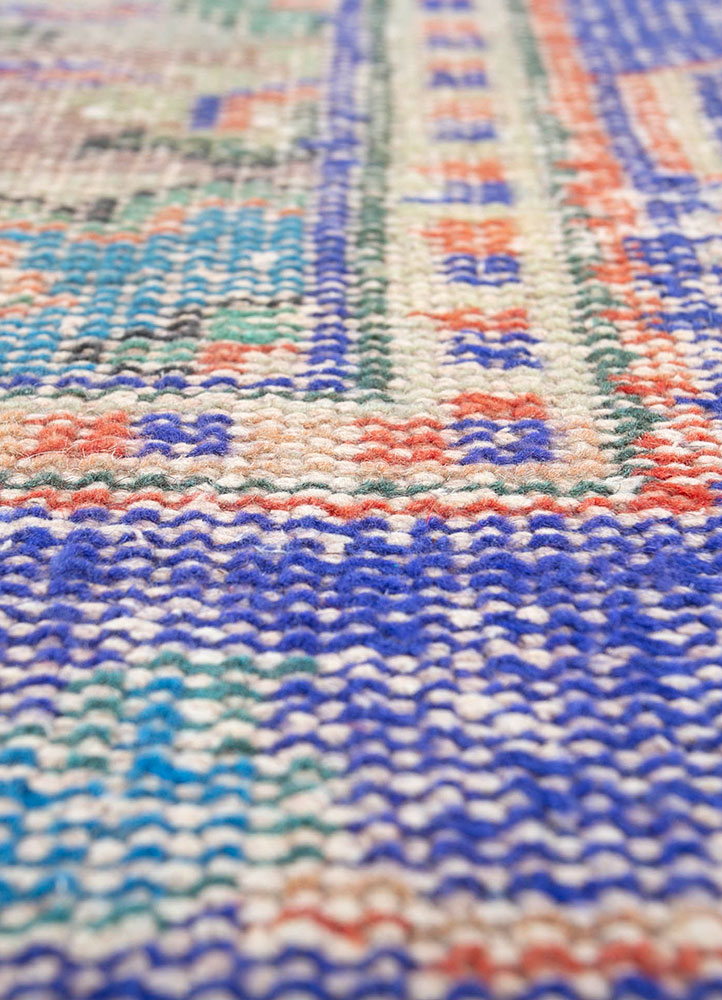 vintage red and orange wool hand knotted Rug - CloseUp
