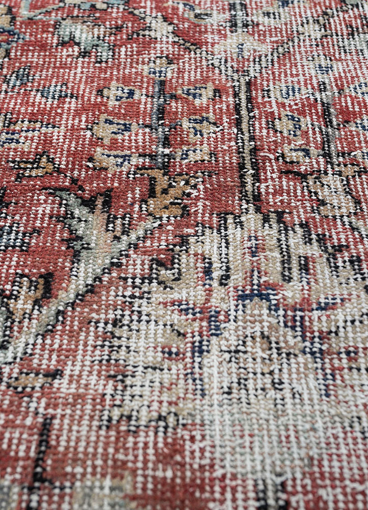 vintage red and orange wool hand knotted Rug - CloseUp