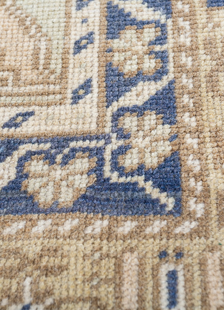 nuray beige and brown wool hand knotted Rug - CloseUp