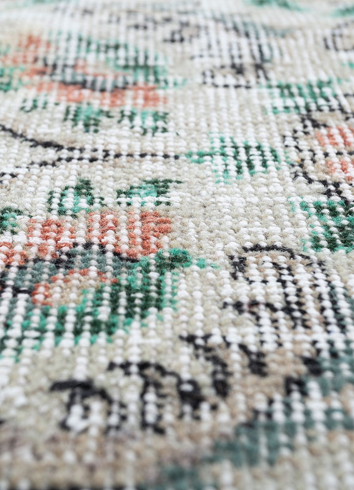vintage red and orange wool hand knotted Rug - CloseUp