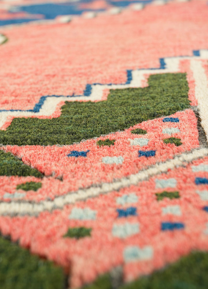 nuray red and orange wool hand knotted Rug - CloseUp
