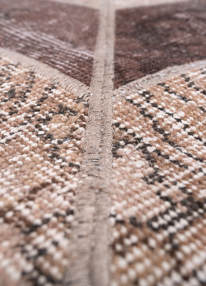 provenance beige and brown wool hand knotted Rug - CloseUp