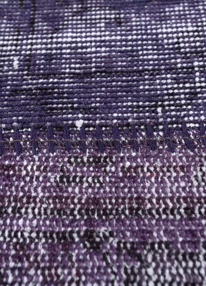 provenance pink and purple wool hand knotted Rug - CloseUp