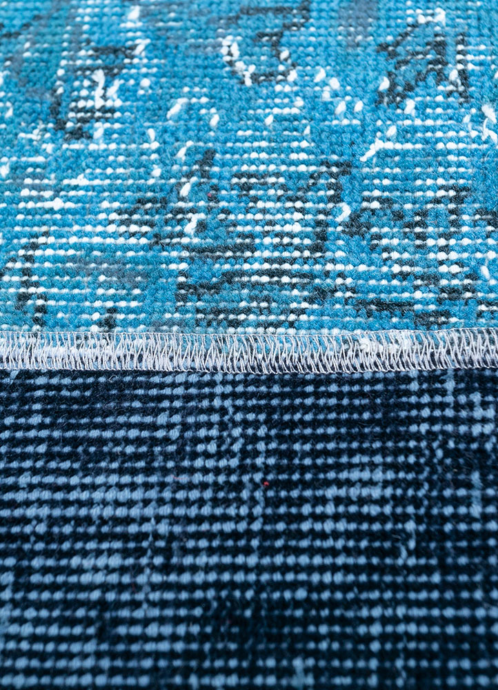 provenance blue wool hand knotted Rug - CloseUp