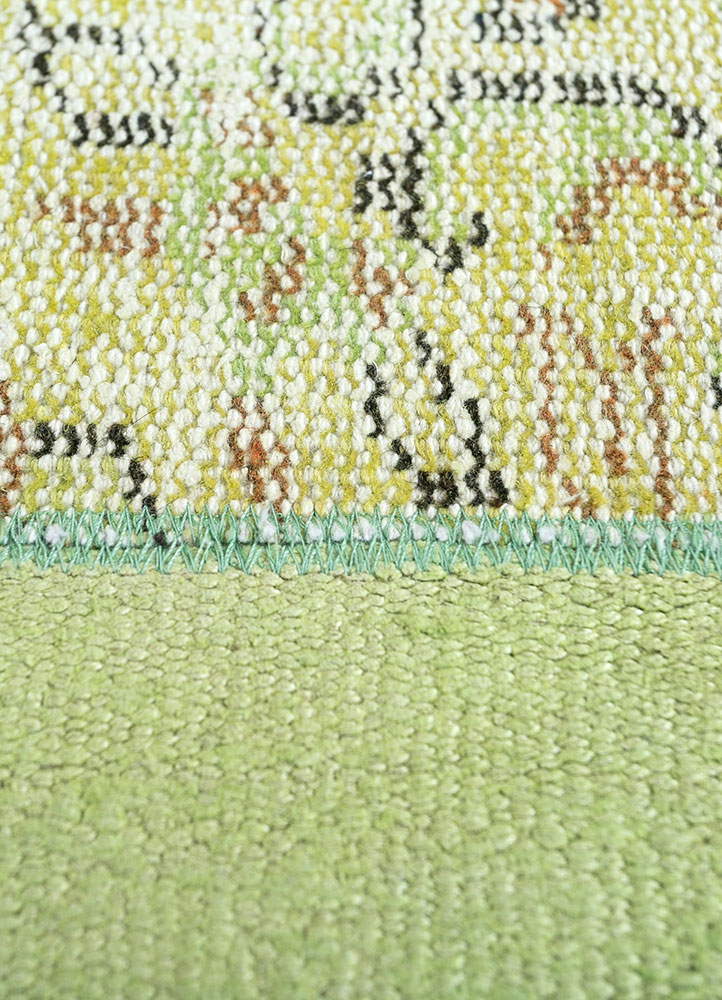 provenance green wool hand knotted Rug - CloseUp