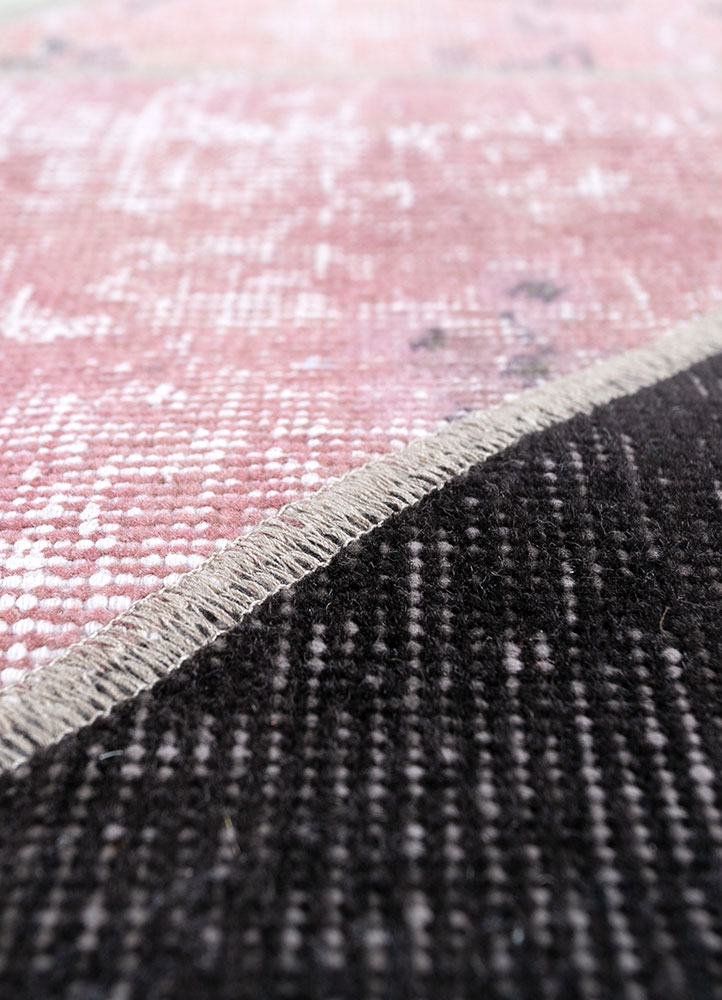provenance pink and purple wool hand knotted Rug - CloseUp