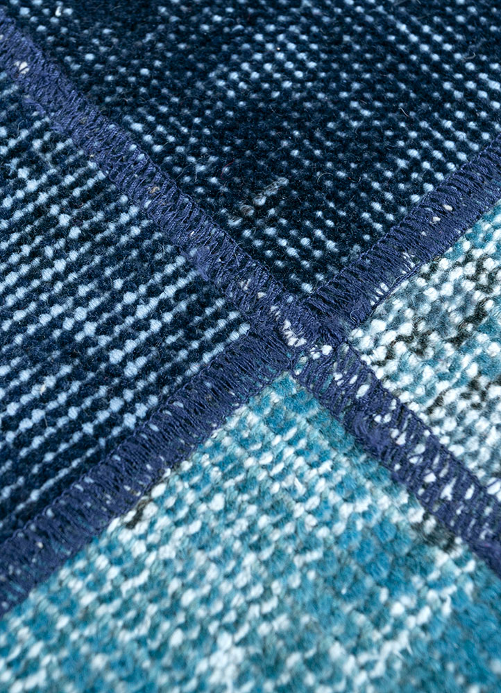 provenance blue wool hand knotted Rug - CloseUp