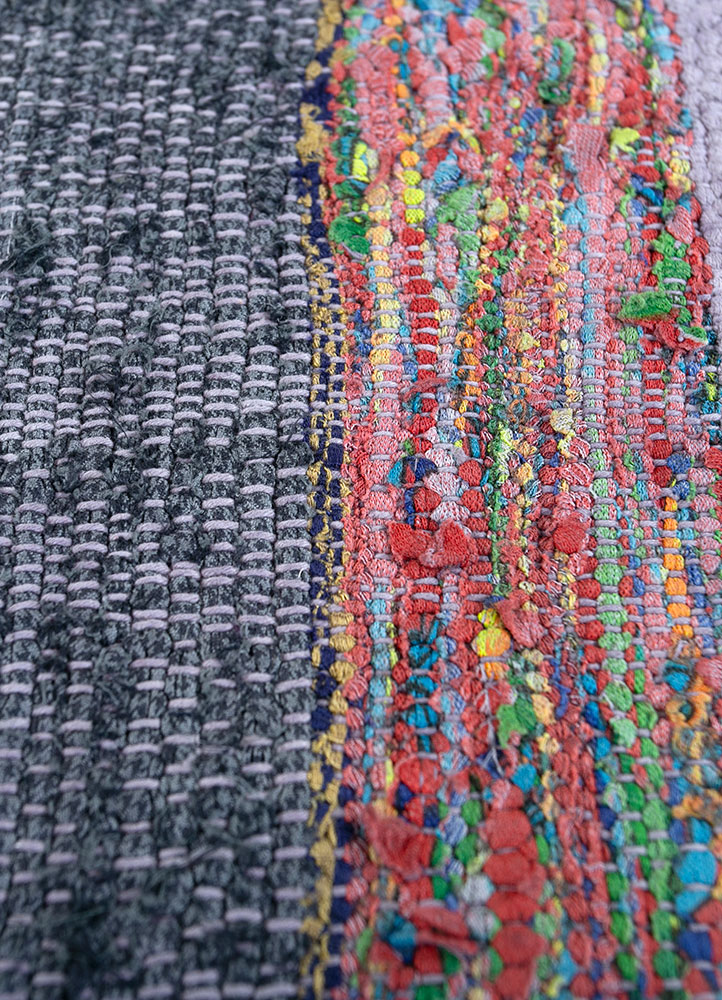 provenance pink and purple wool hand knotted Rug - CloseUp