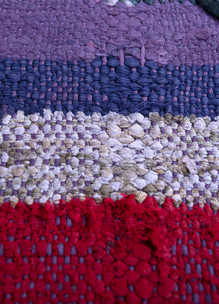 provenance pink and purple wool hand knotted Rug - CloseUp