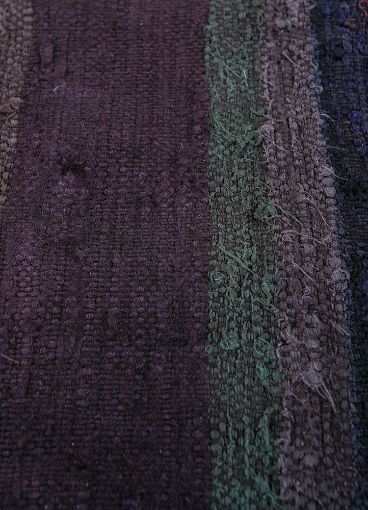 provenance grey and black wool hand knotted Rug - CloseUp