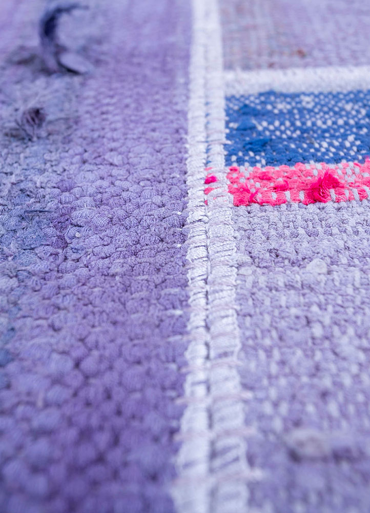 provenance pink and purple wool hand knotted Rug - CloseUp