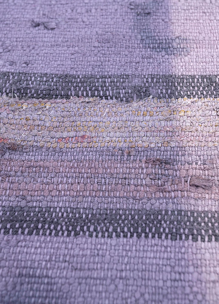 provenance pink and purple wool hand knotted Rug - CloseUp