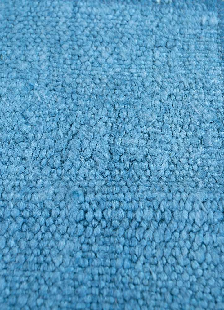 provenance blue wool hand knotted Rug - CloseUp