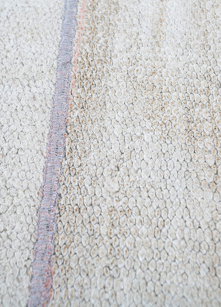 provenance grey and black wool hand knotted Rug - CloseUp